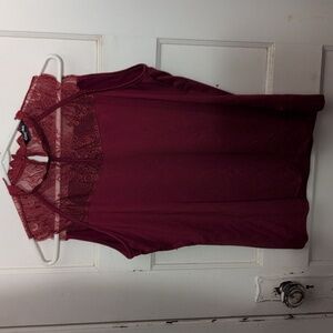 Sleeveless Lace Yoke Tank Top - Burgundy XL Form-Fitting